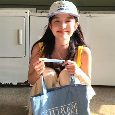 黯色沙滩